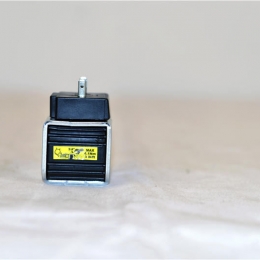 派克旋转电磁阀线圈01